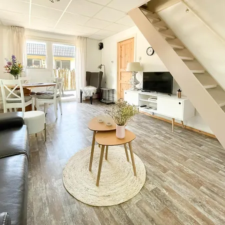 Holiday home Duinzicht By Droomvilla *